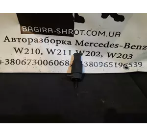 Моторчик омывателя стекла  Mercedes E-Class седан (W212) (08.09 - )